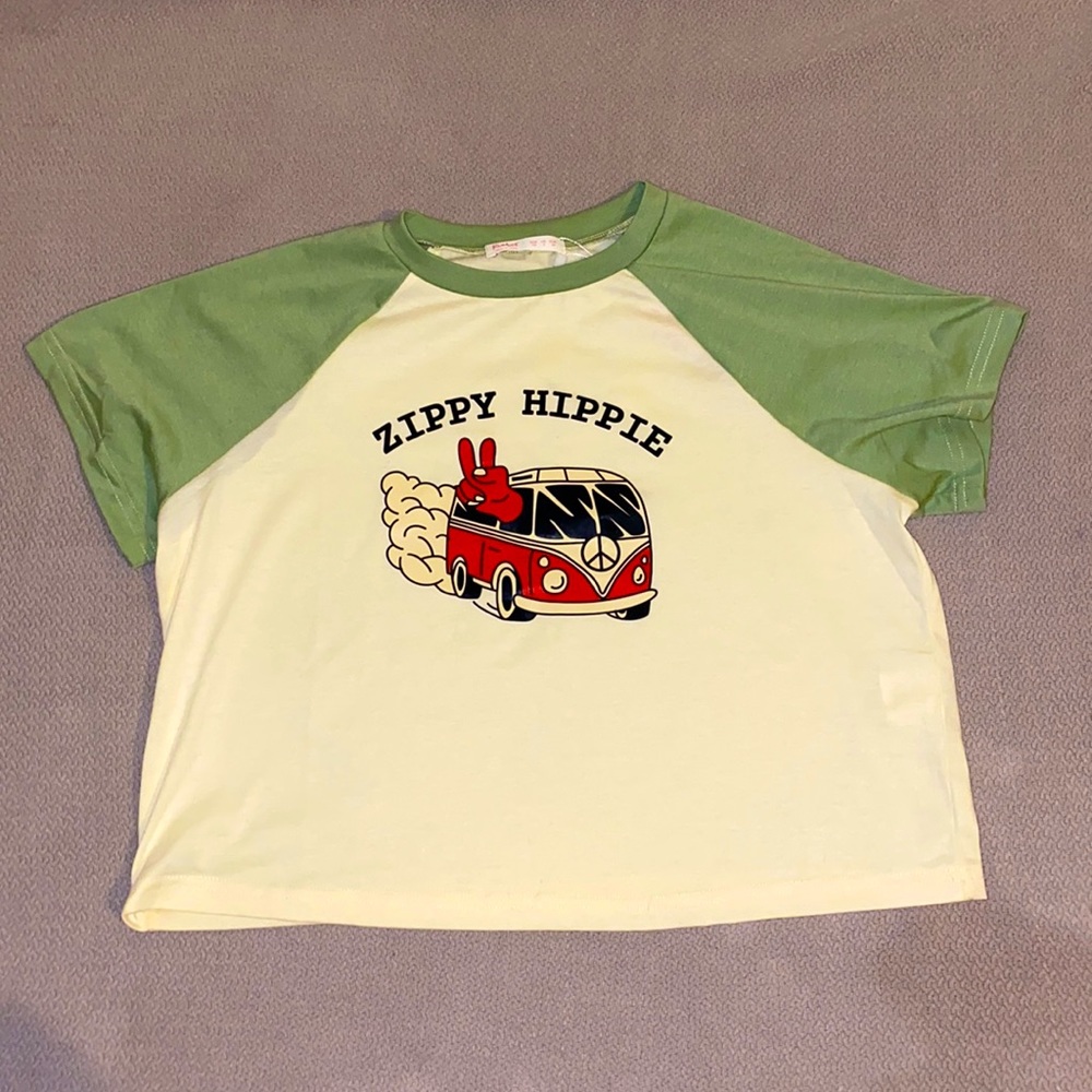 Brand new never worn it does run big so I put it in a size 6.